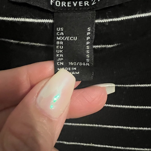 Forever21 Womens Top - Picture 2 of 3